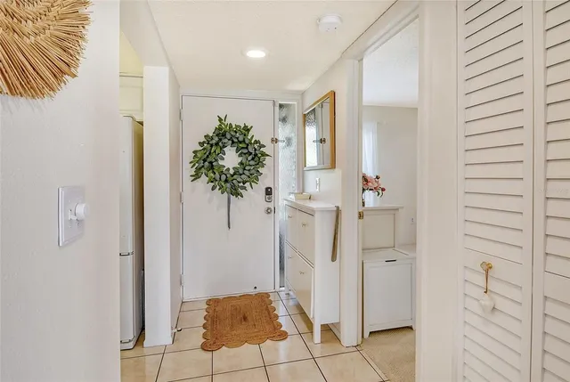 $4,250 | 4616 Ringwood Meadow, Unit 20, Sarasota, FL 34235