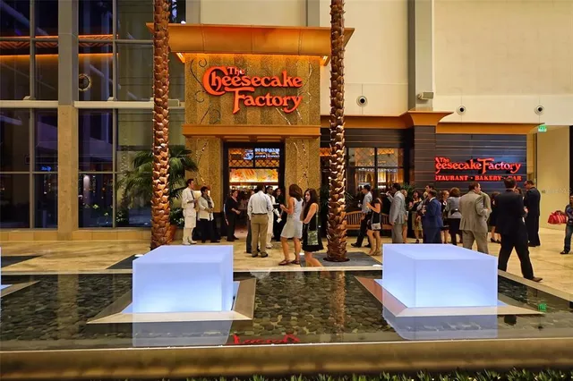 $4,250 | 4616 Ringwood Meadow, Unit 20, Sarasota, FL 34235