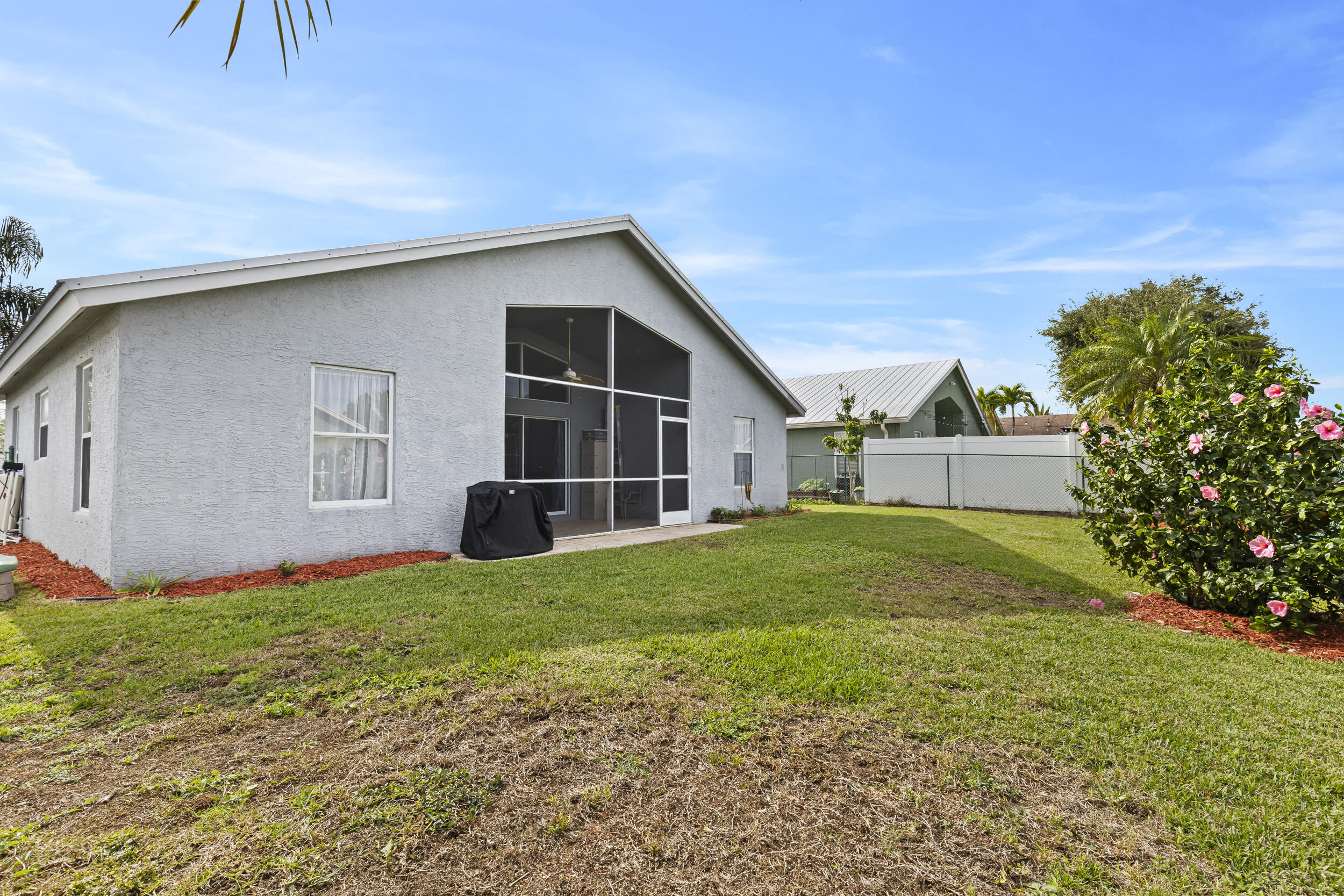 2829 Southwest Montego Terrace Stuart, FL 34997 - Photo 18 of 21 Back Yard