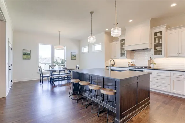 $975,349 | 12300 South Hastings Street, Olathe, KS 66061