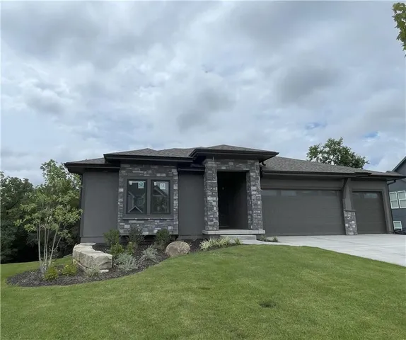 $975,349 | 12300 South Hastings Street, Olathe, KS 66061