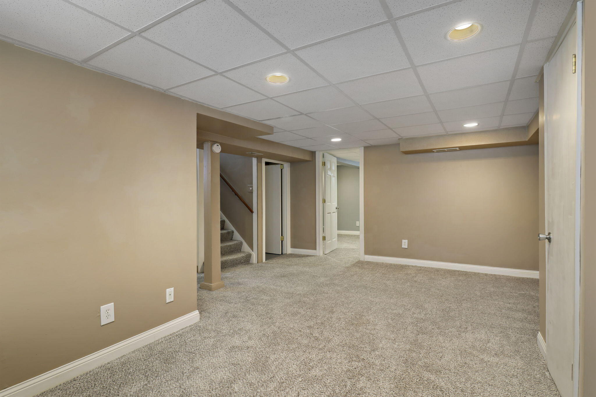 7619 49th Avenue Pleasant Prairie, WI 53142 - Photo 18 of 25 18-web-or-mls-7619 49th Ave, Kenosha, WI