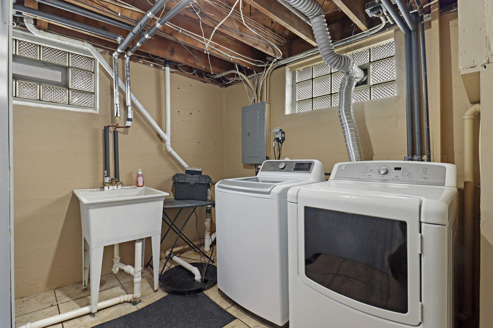 7619 49th Avenue Pleasant Prairie, WI 53142 - Photo 21 of 25 21-web-or-mls-7619 49th Ave, Kenosha, WI