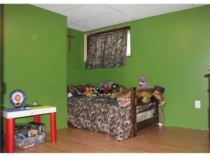 342 Thompson Road Chicora, PA 16025 - Photo 11 of 17 Bedroom.