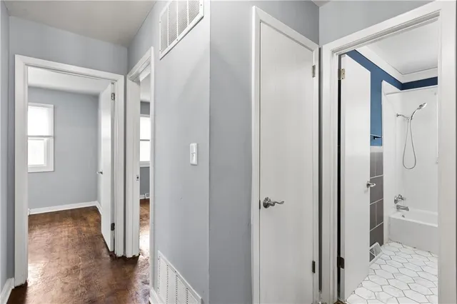 $250,000 | 6206 Northeast Antioch Road, Kansas City, MO 64118