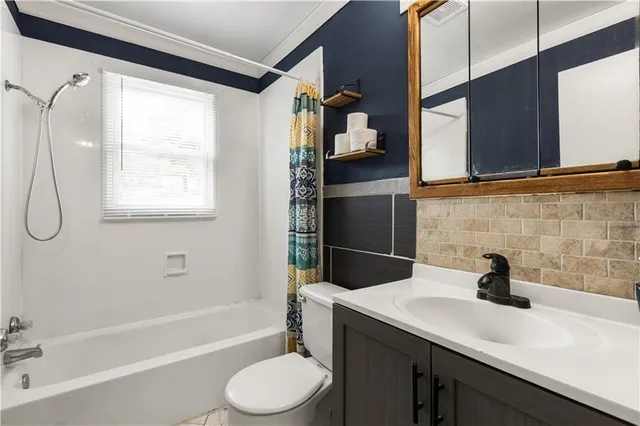 $250,000 | 6206 Northeast Antioch Road, Kansas City, MO 64118