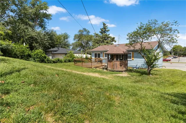 $250,000 | 6206 Northeast Antioch Road, Kansas City, MO 64118