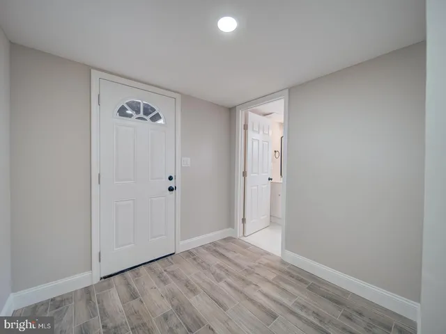 a view of empty room