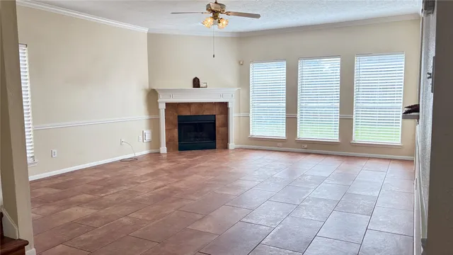 $350,000 | 2521 Sea Horse Court, Seabrook, TX 77586