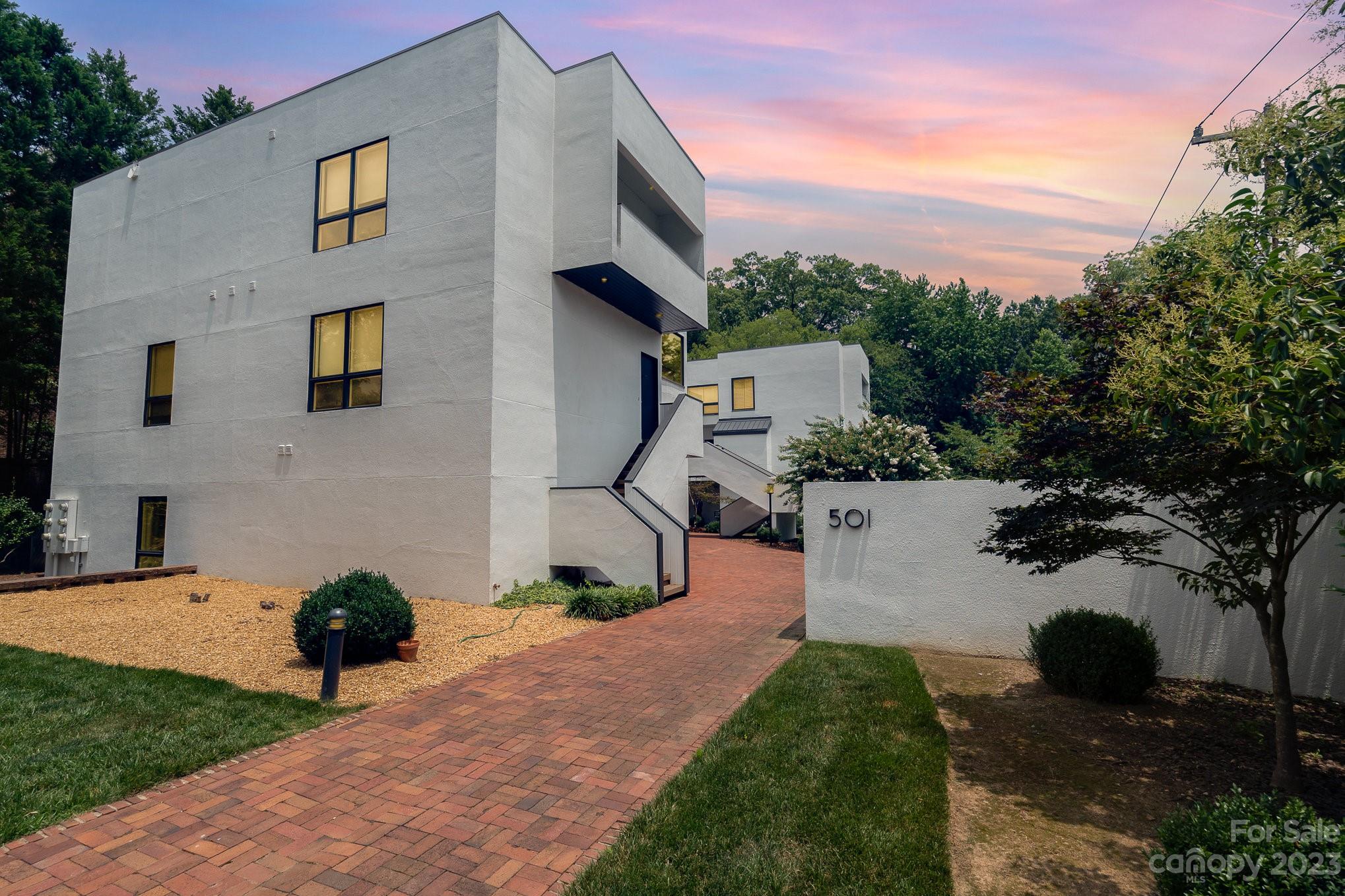 501 Fenton Place, Unit L, Charlotte, NC 28207 Compass