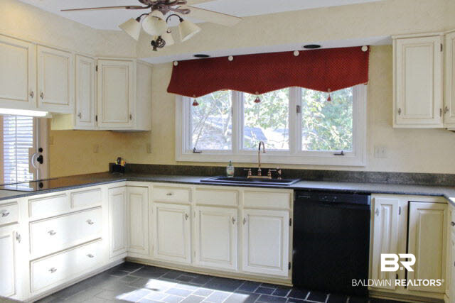 4063 Marchfield Drive South Mobile, AL 36693 - Photo 6 of 22