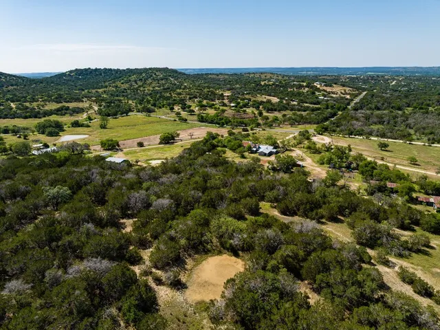 $1,295,000 | 684 Stoneleigh Road, Center Point, TX 78010