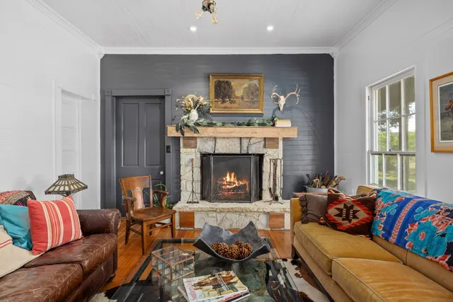 $1,295,000 | 684 Stoneleigh Road, Center Point, TX 78010