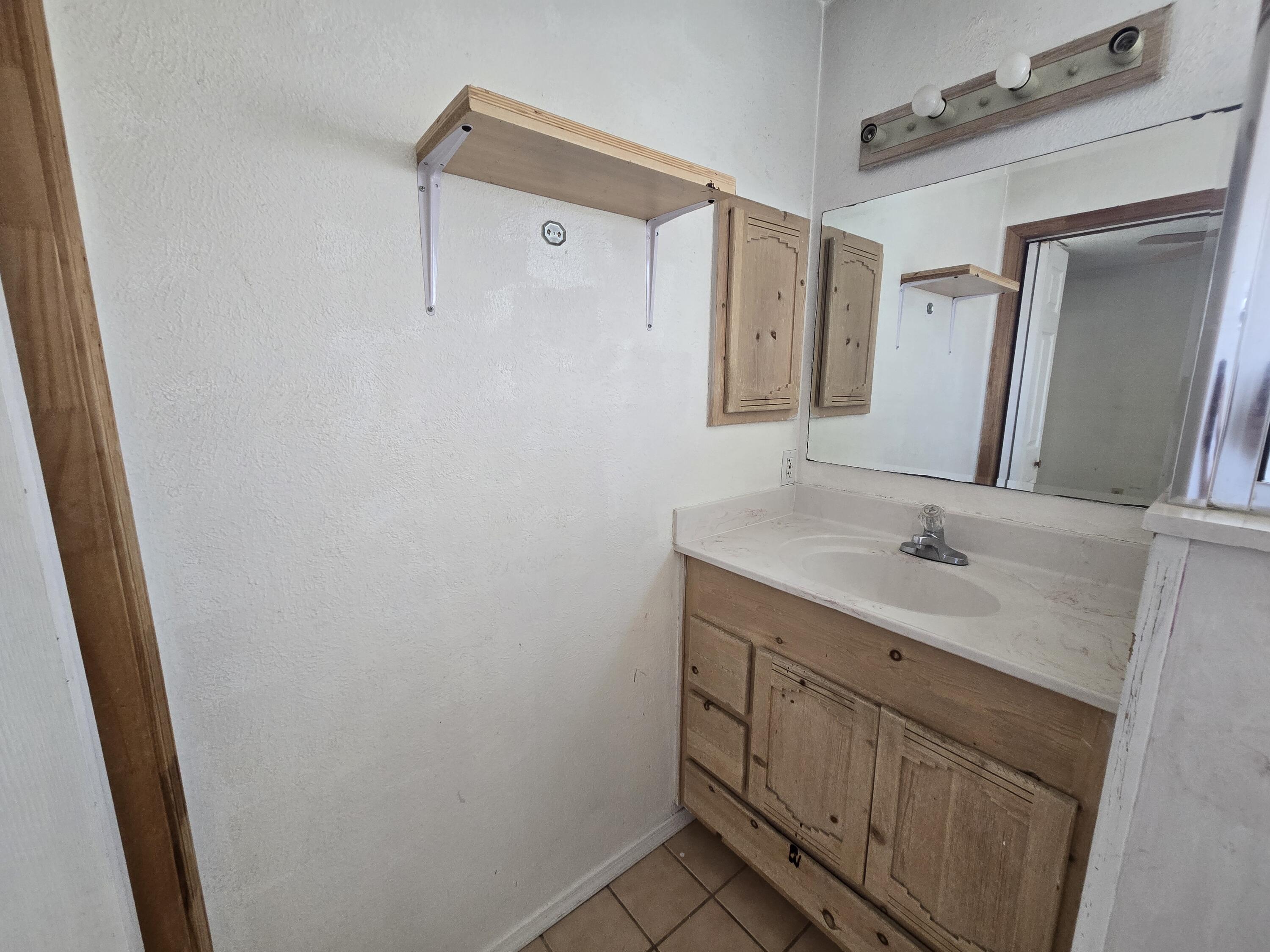 590 Hewlett Drive Northeast Rio Rancho, NM 87124 - Photo 10 of 20 Gallery Image 10