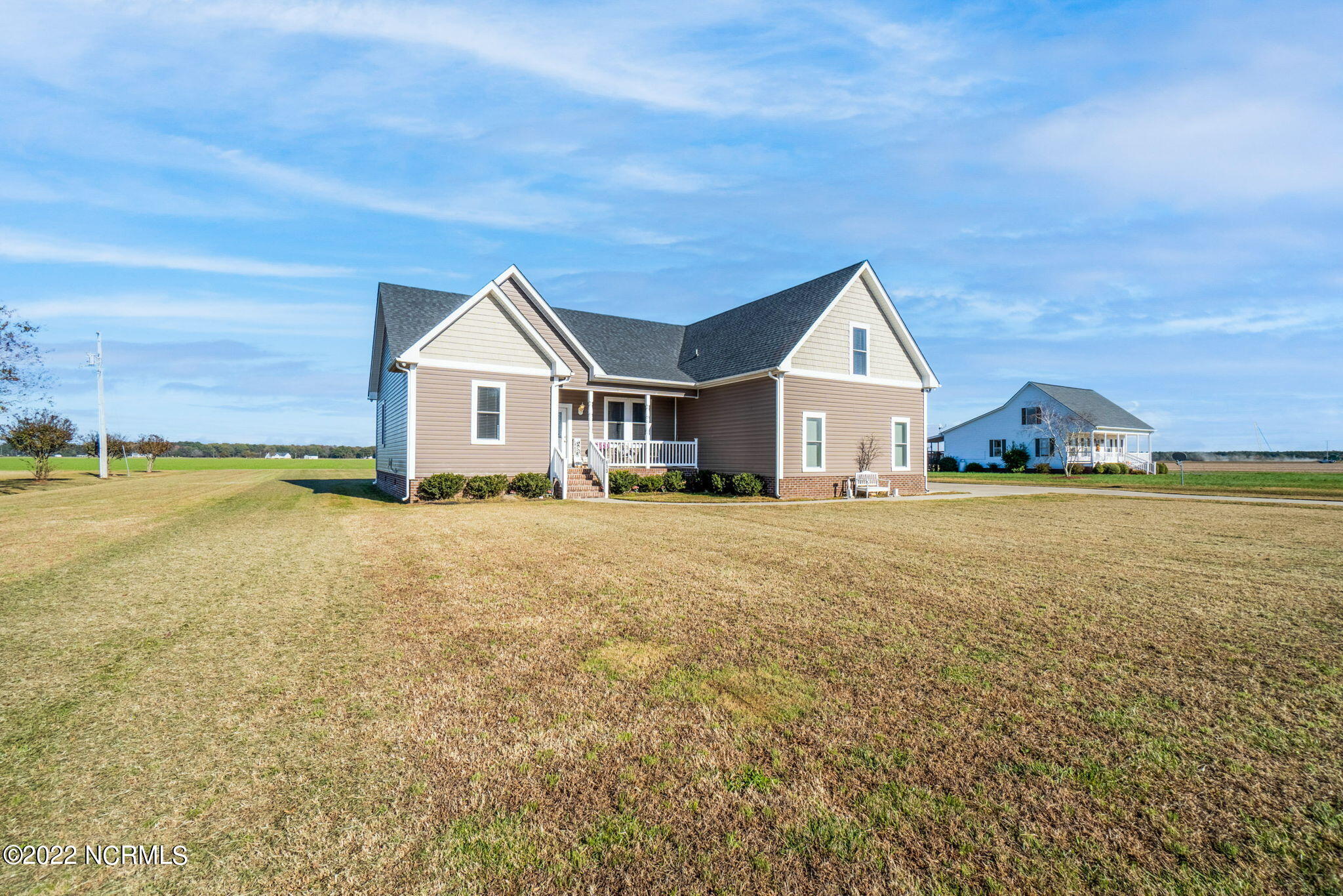 613 Old Neck Road Hertford, NC 27944 - Photo 2 of 33 web_sdd5