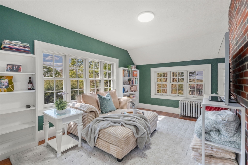 47 Indian Head Road Framingham, MA 01701 - Photo 20 of 36