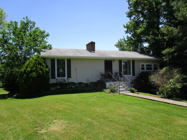 140 Kent Road Wirtz, VA 24184 - Photo 1 of 14 front