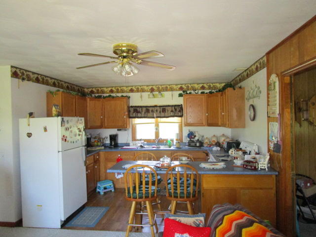 140 Kent Road Wirtz, VA 24184 - Photo 4 of 14 IMG_0282