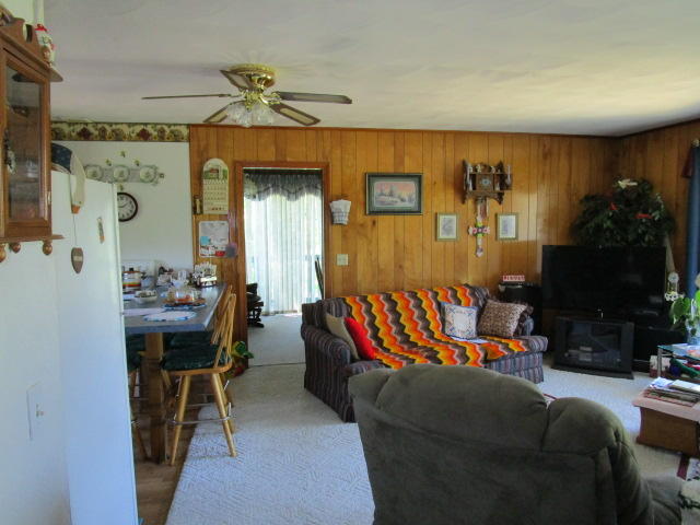 140 Kent Road Wirtz, VA 24184 - Photo 9 of 14 IMG_0287
