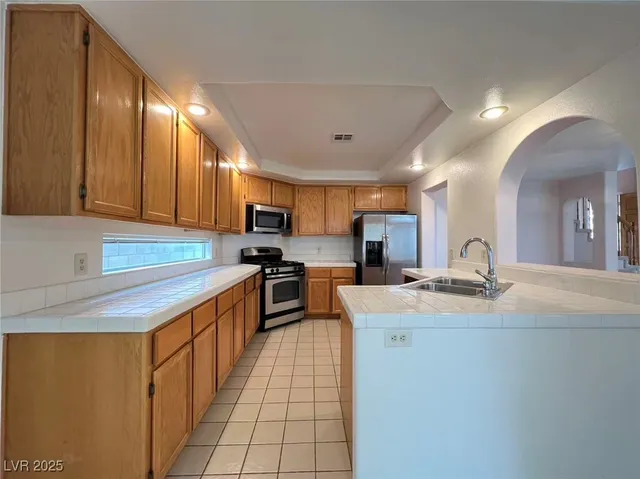 $1,950 | 8257 Bermuda Beach Drive, Las Vegas, NV 89128