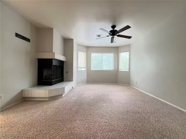 $1,950 | 8257 Bermuda Beach Drive, Las Vegas, NV 89128