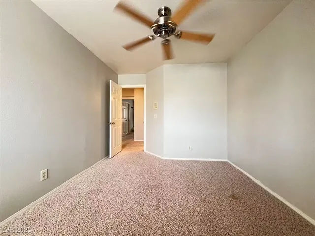 $1,950 | 8257 Bermuda Beach Drive, Las Vegas, NV 89128