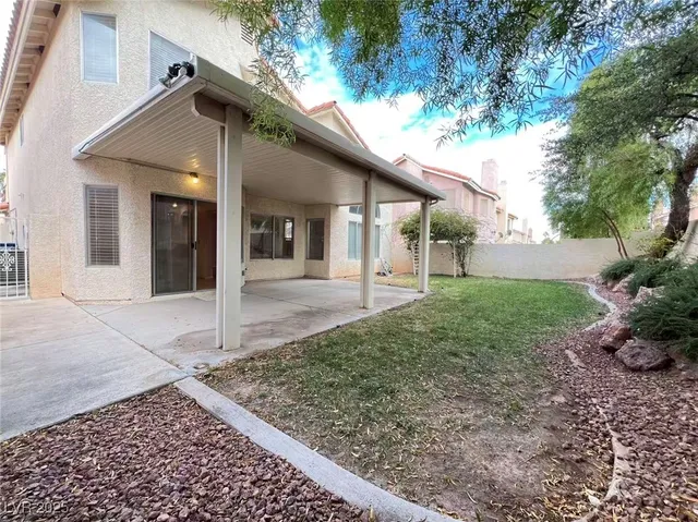 $1,950 | 8257 Bermuda Beach Drive, Las Vegas, NV 89128