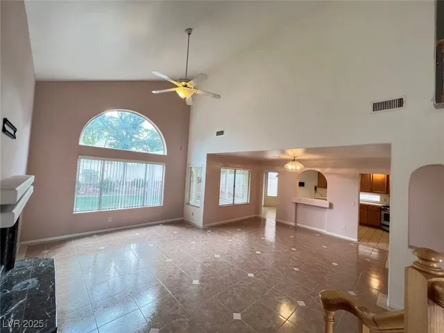 $1,950 | 8257 Bermuda Beach Drive, Las Vegas, NV 89128