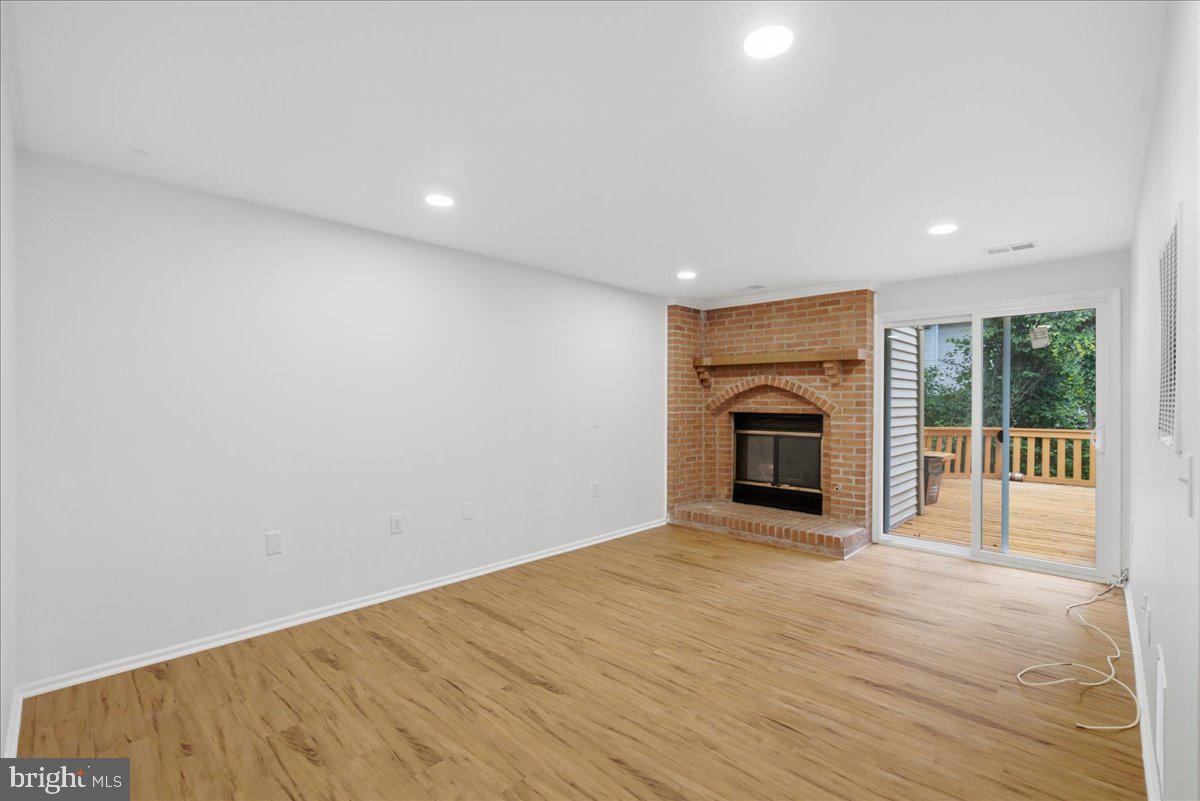 10598 Reed's Landing Circle Burke, VA 22015 - Photo 18 of 37