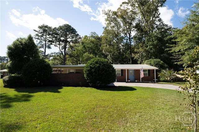$2,100 | 12603 Golf Club Drive, Savannah, GA 31419
