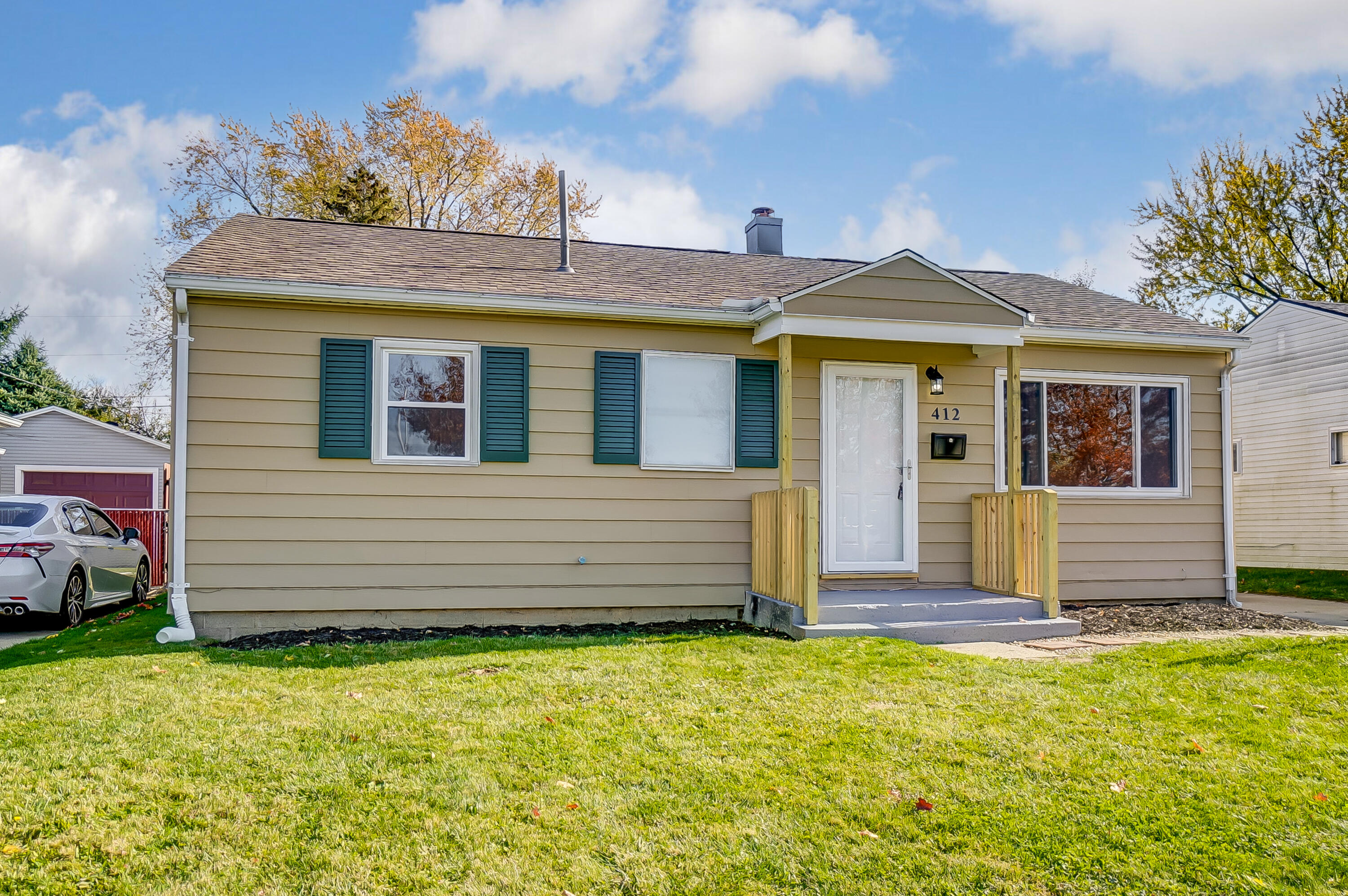 412 Mt Joy Street Springfield, OH 45505 - Photo 2 of 31