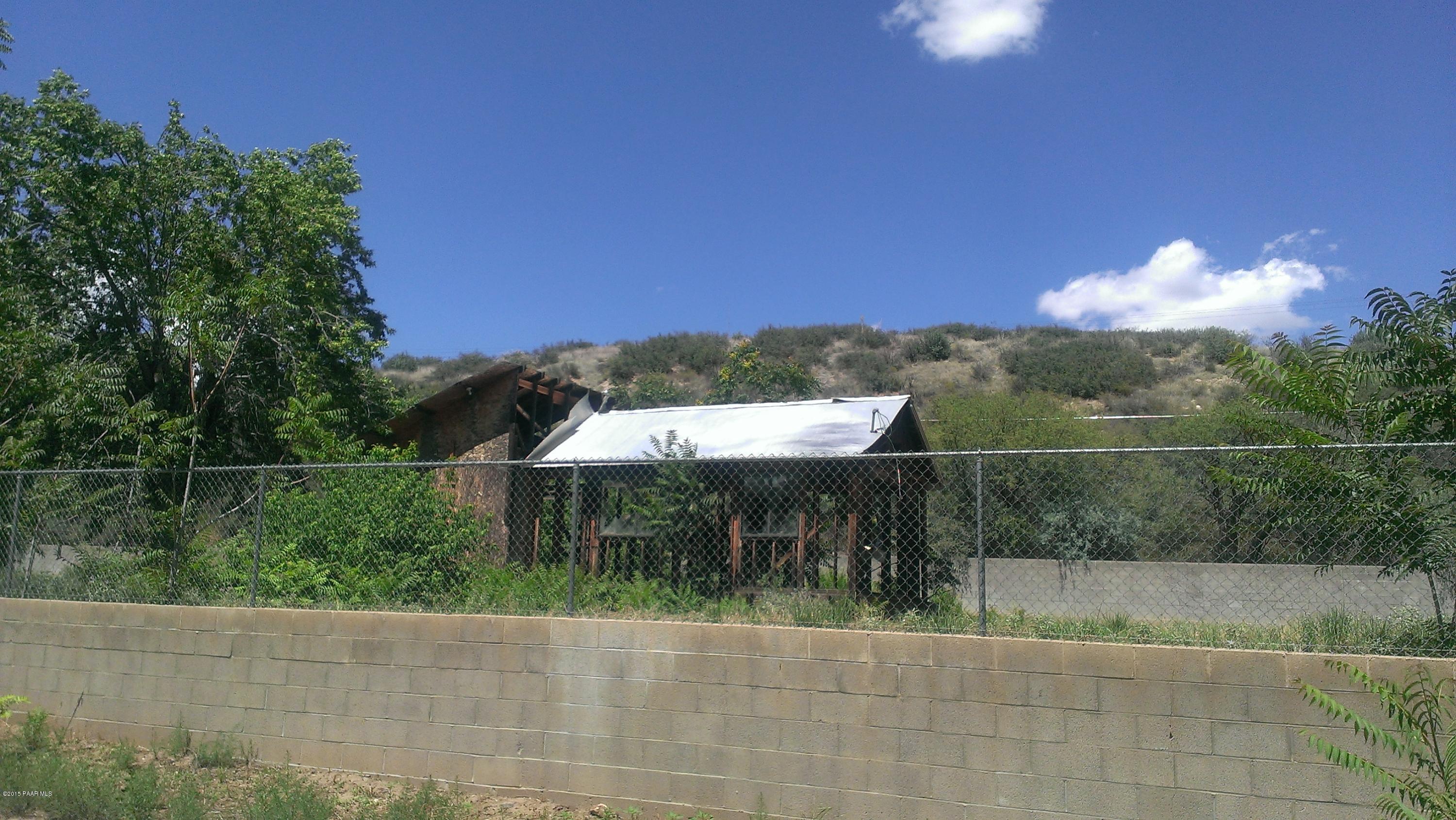 12419 East Stagecoach Road Mayer, AZ 86333 - Photo 4 of 6 Structure