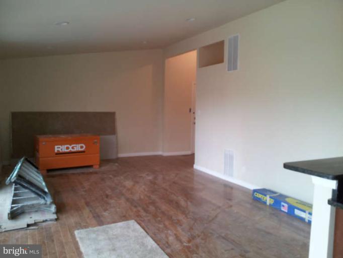 4746 Old Court Road Baltimore, MD 21208 - Photo 4 of 18 Interior (General)
