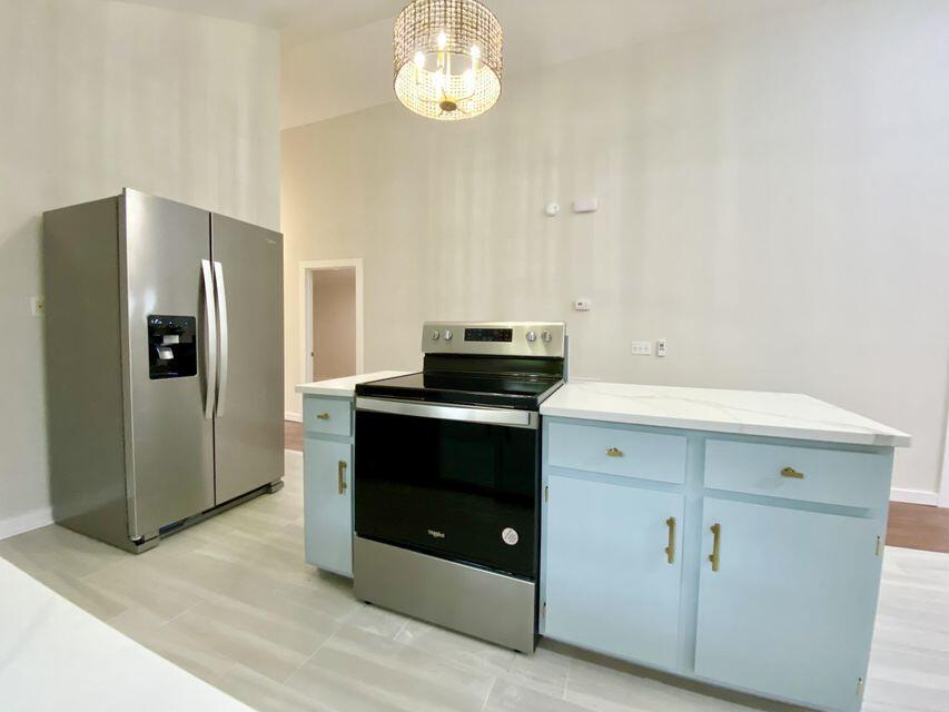 421 Venning Street, Unit A Mount Pleasant, SC 29464 - Photo 9 of 20 8