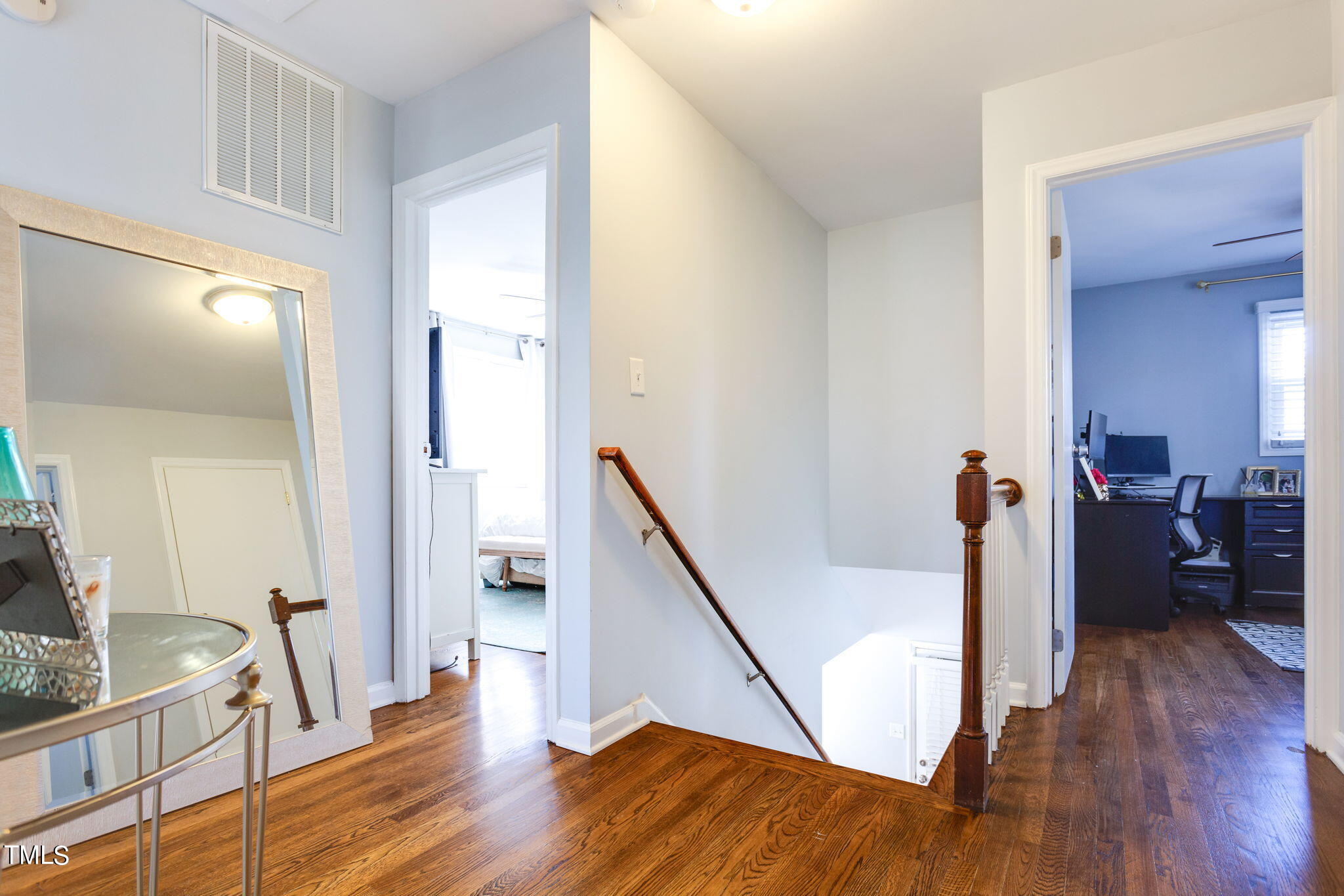4904 Latimer Road Raleigh, NC 27609 - Photo 17 of 33 24-web-or-mls-IMGL8544-enfuse