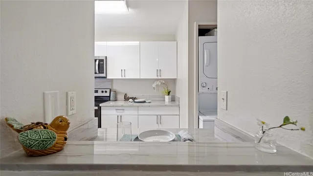 $2,700 | 98-626 Moanalua Loop, Unit 312, Aiea, HI 96701