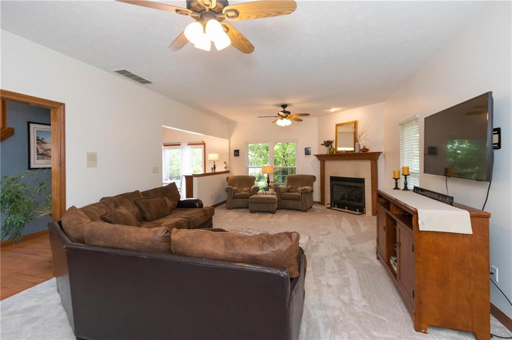 941 Schmitt Road Indianapolis, IN 46239 - Photo 2 of 26