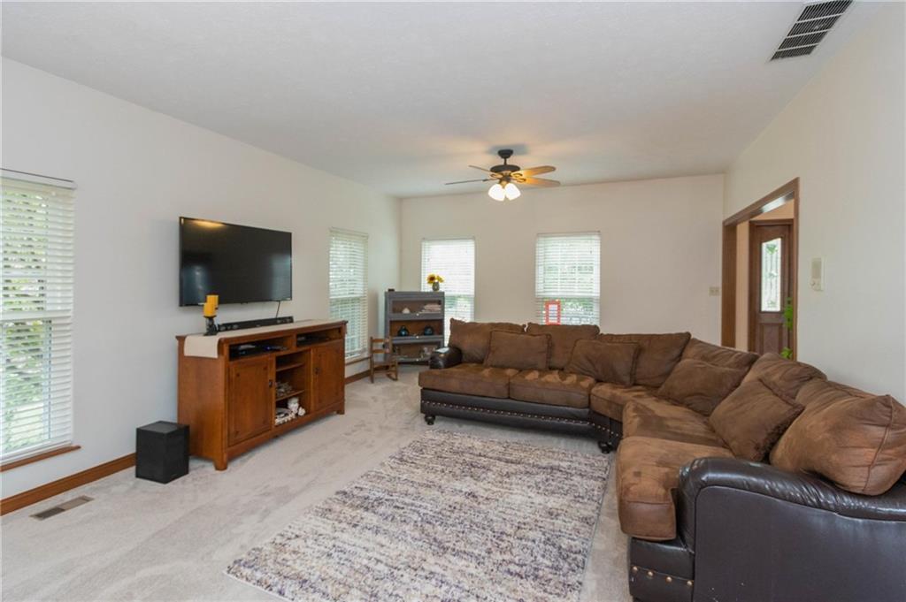 941 Schmitt Road Indianapolis, IN 46239 - Photo 4 of 26