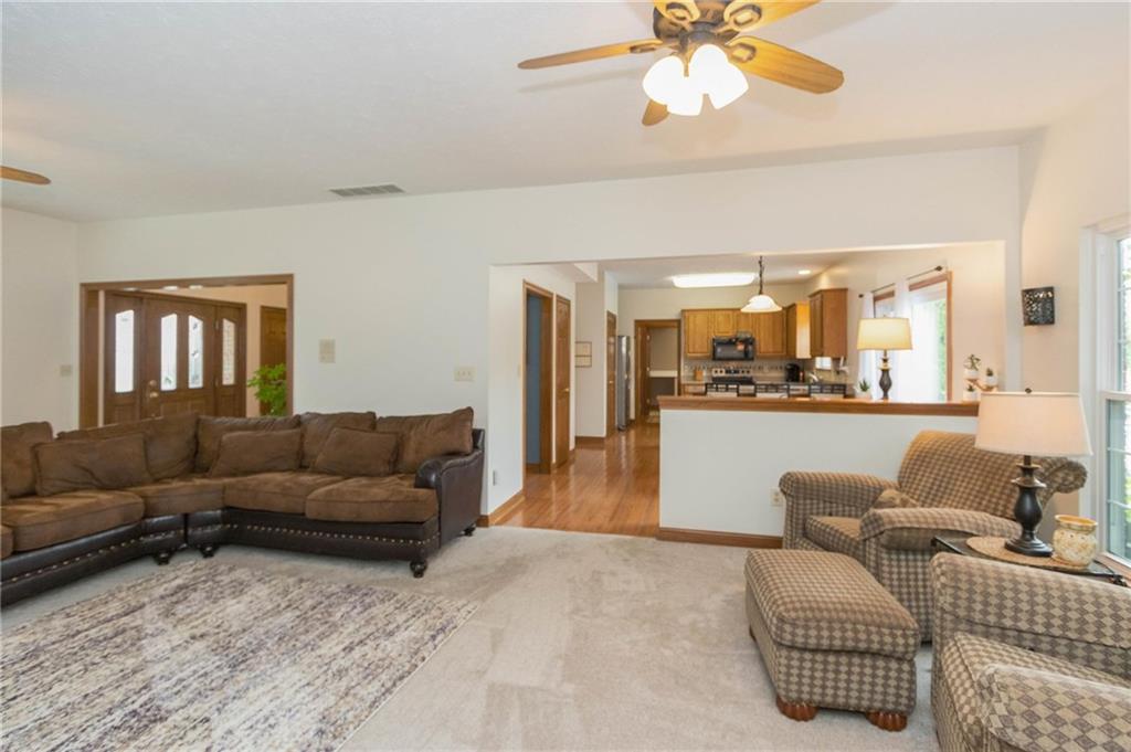 941 Schmitt Road Indianapolis, IN 46239 - Photo 5 of 26
