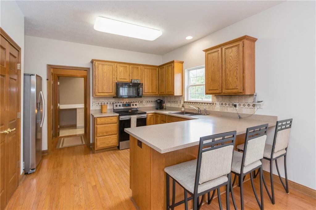 941 Schmitt Road Indianapolis, IN 46239 - Photo 6 of 26