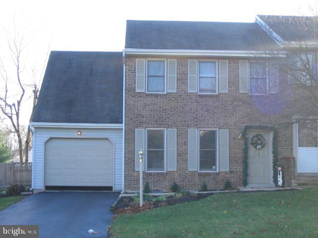 25 Winding Way Lititz, PA 17543 - Photo 1 of 8