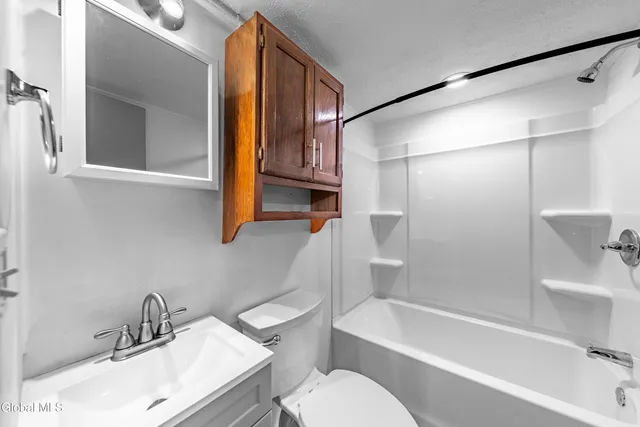 $315,000 | 26 Daytona Avenue, Albany, NY 12203