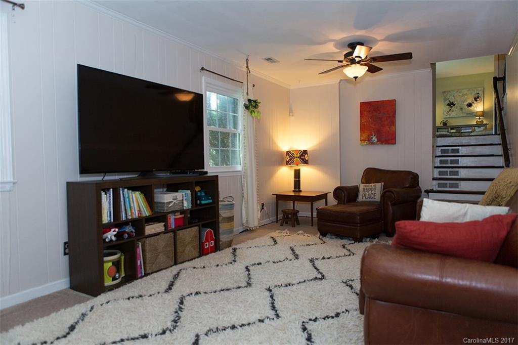 139 Dovershire Road Charlotte, NC 28270 - Photo 14 of 24 Gallery Image 14