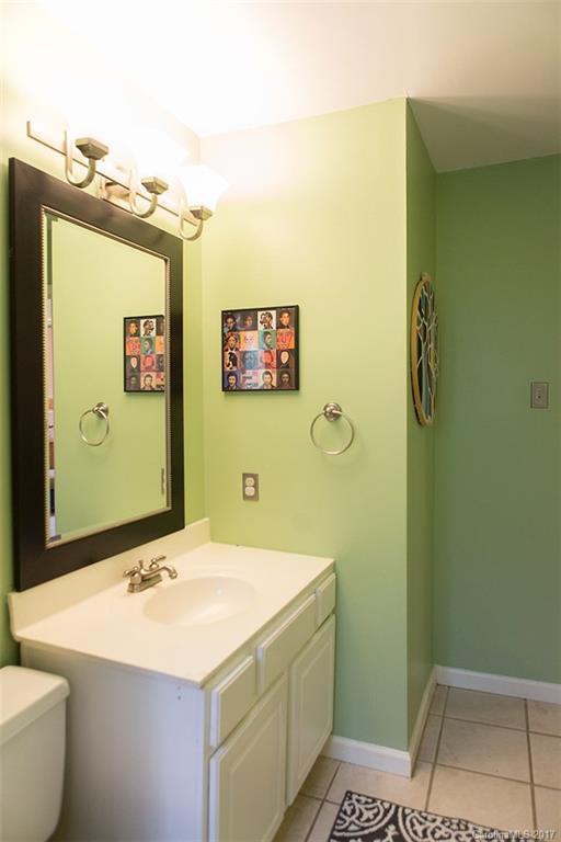 139 Dovershire Road Charlotte, NC 28270 - Photo 23 of 24 Gallery Image 23