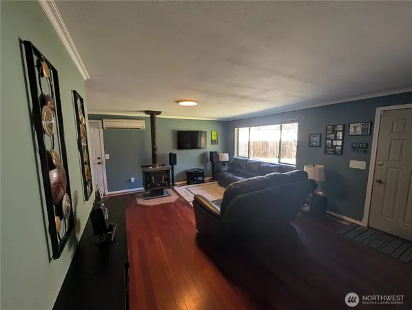 $595,000 | 24421 Terrace Place, Black Diamond, WA 98010
