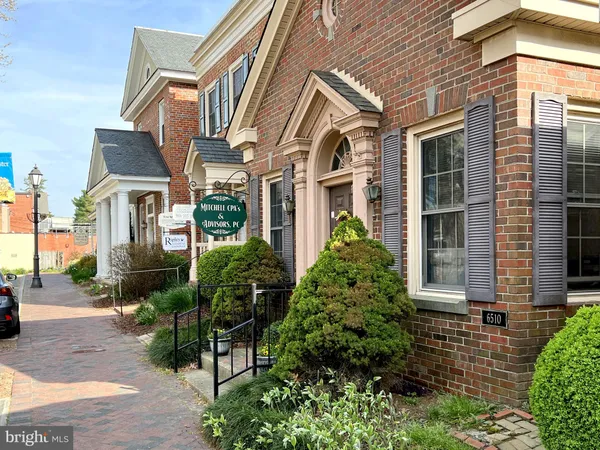 $1,995,000 | 5556 Roanes Wharf Road, Gloucester, VA 23061