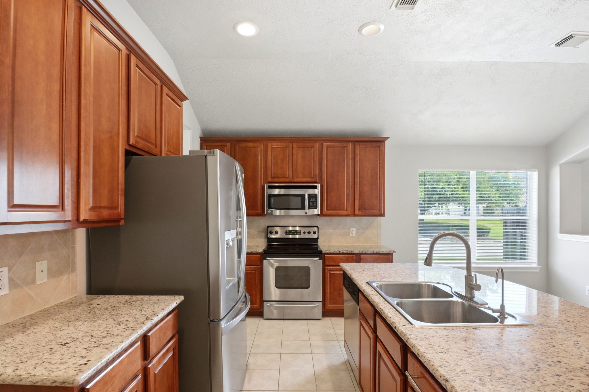 19226 Countryhills Court Spring, TX 77388 - Photo 14 of 50