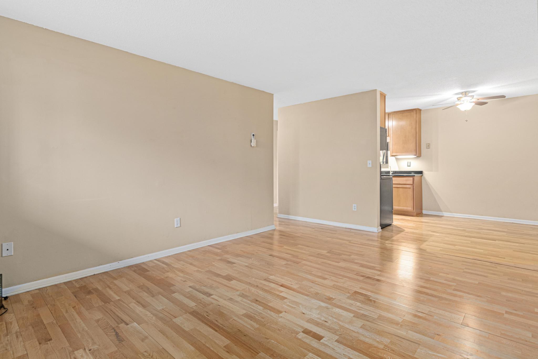 520 Ridgewood Avenue, Unit 3 Minneapolis, MN 55403 - Photo 9 of 15