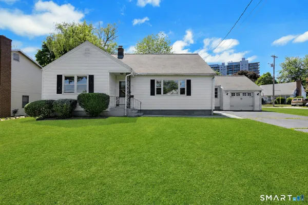 $525,000 | 371 Northfield Drive, Bridgeport, CT 06606