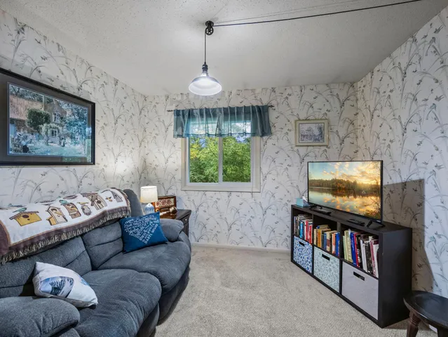 $215,000 | 2728 Shenandoah Lane North, Plymouth, MN 55447